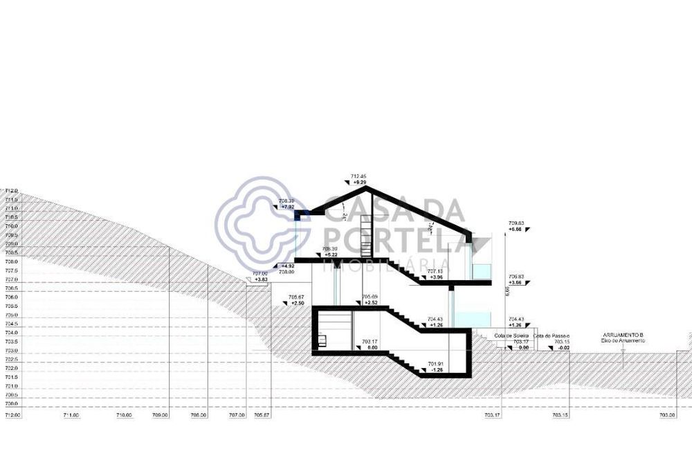 Terreno com projecto de arquitectura aprovado do tipo V3 localizado em