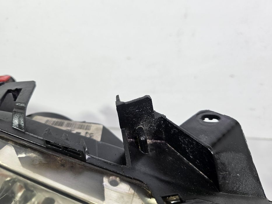 Peugeot 307 lift fl lampy przód przednie komplet lewa  prawa europa