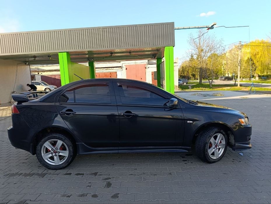 Авто Mitsubishi Lancer X