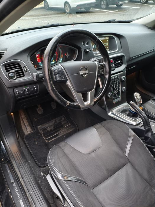 Volvo V40 d2 2013