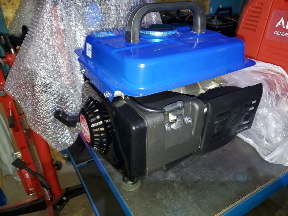 Бензиновий генератор 2 кВт SNKPower