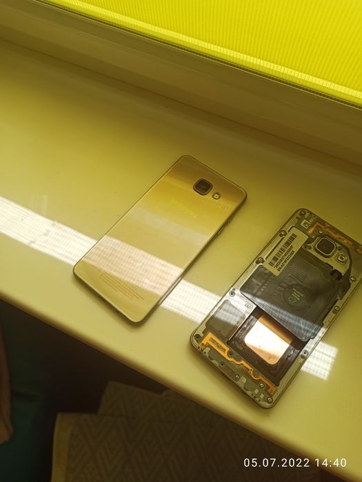 Samsung Galaxy A5 2016 під ремонт