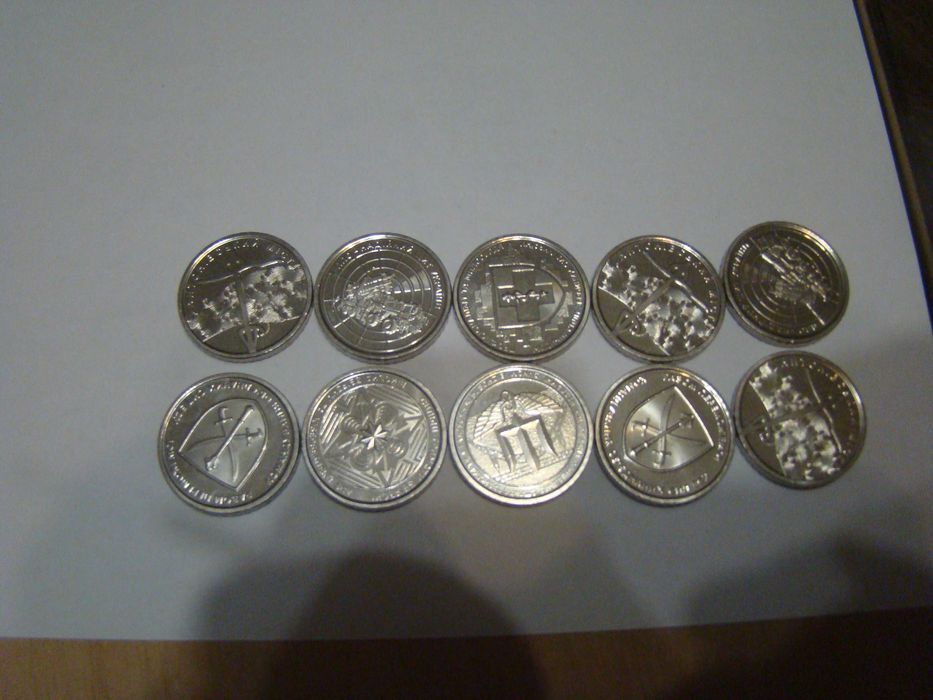 продам 10 грн монети різні