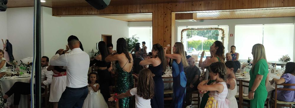 Aluguer som pequenos eventos aniversário, palestras, baptizados, DJs