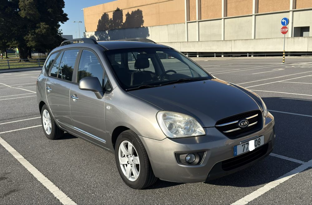 Kia Carens 7 Lugares motor 2.0CRDI