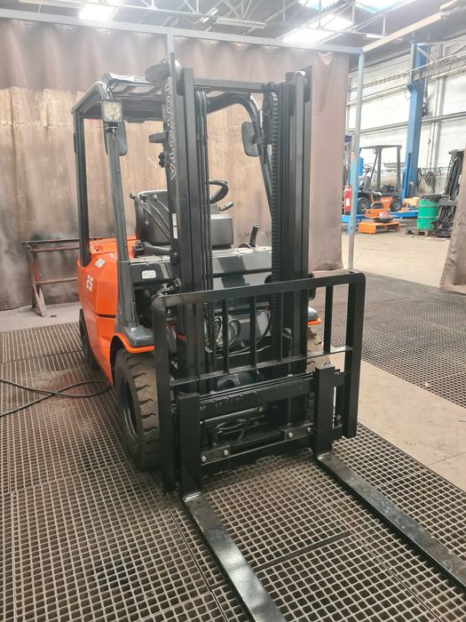 Empilhador Toyota 2500kg