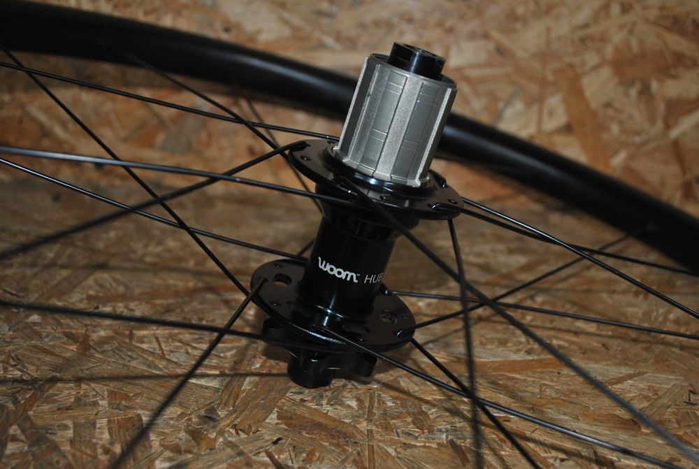 Oryginalne Koło tył Woom off discotech 24 czarne 844g 25x507 Alexrims