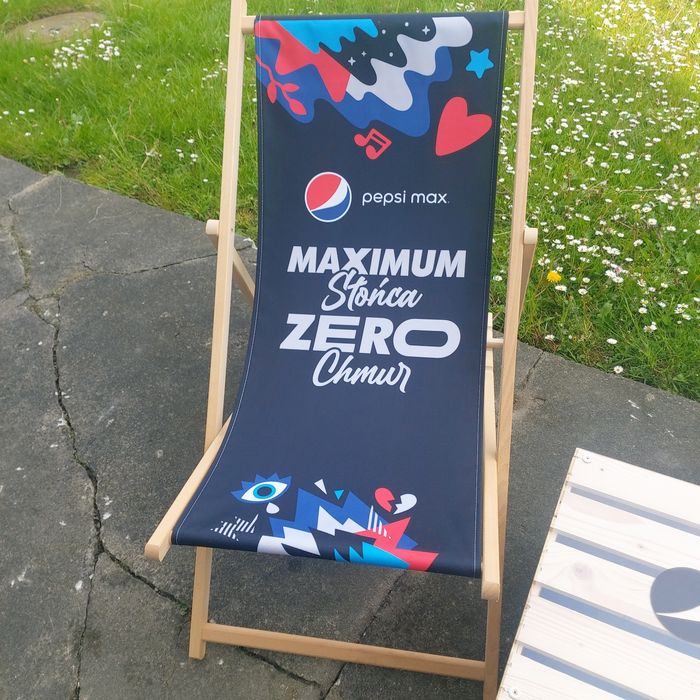 Zestaw reklamowy Pepsi leżak stolik z pleksą