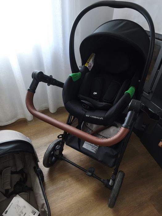 Carrinho Kinderkraft Esme Pro