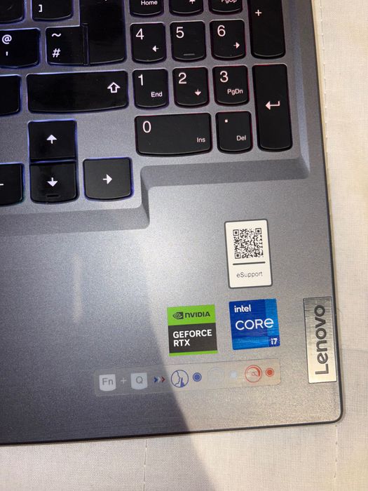 Laptop Gamingowy Lenovo 5 16IRX9