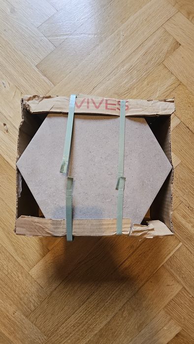 Płytki firmy vives porcelanico