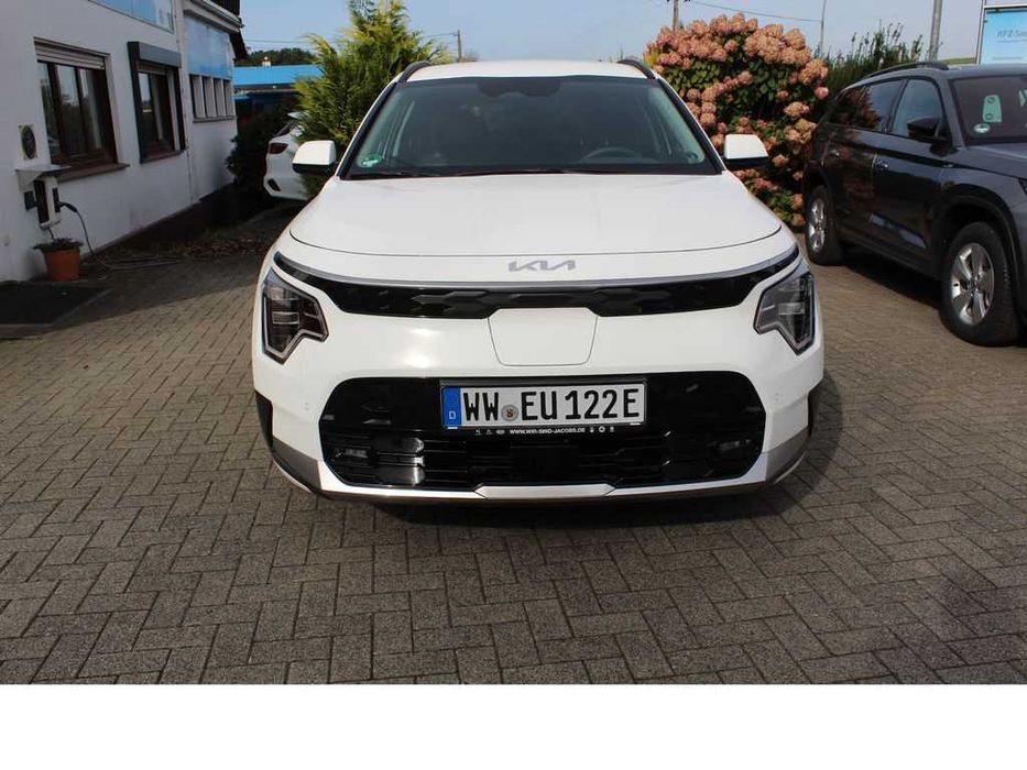 Разборка KIA Sportage Niro бампер капот крило фара панель радиатор