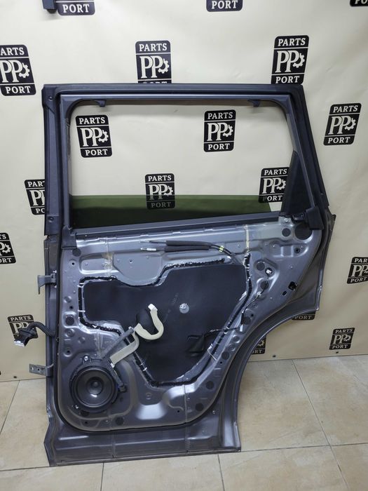 Двері задні праві двери задние правые кузов Nissan Rogue t33 1.5 2021 2022 2023 2024 2025 KAD
