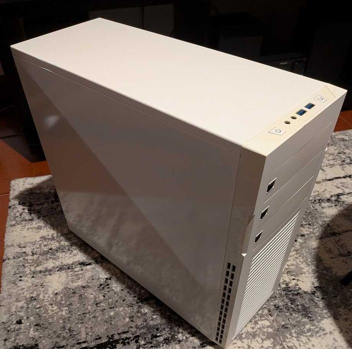Computador com i5 10400,16 GB RAM, SSD 240 GB, HDD 500GB