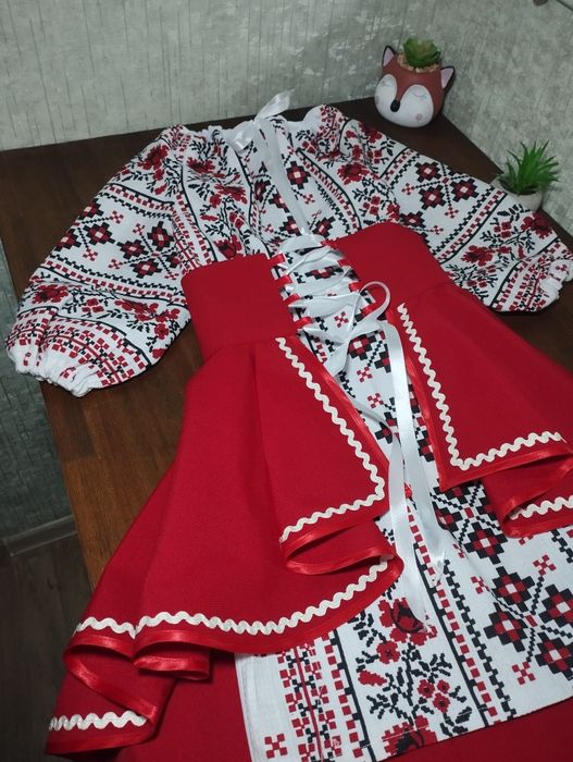 Вишиванка костюм на дівчинку