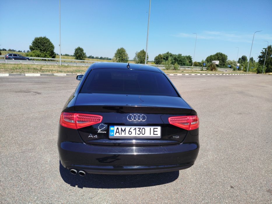 легкові авто ауді
