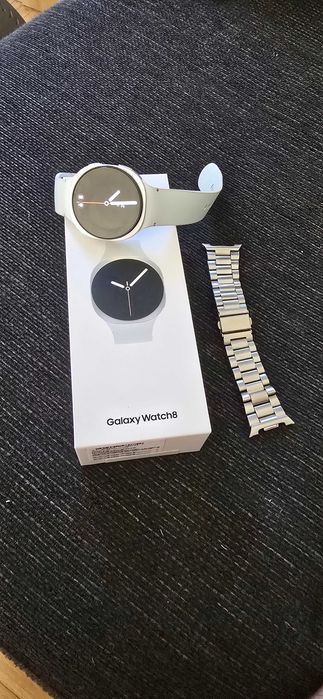 Samsung Galaxy Watch 8 44mm Silver LTE, GPS