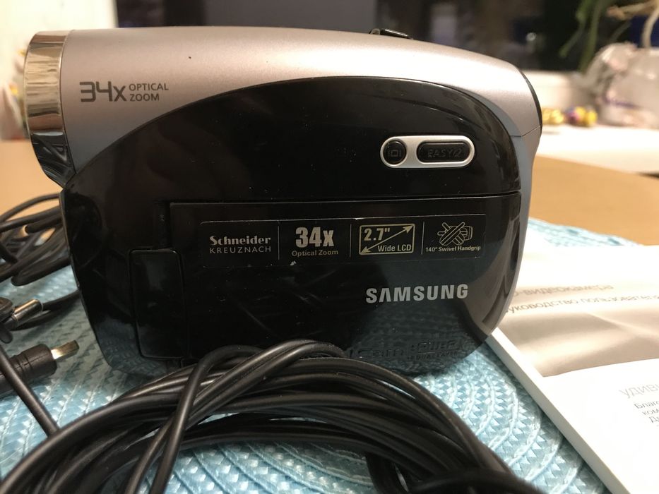 Видеокамера Samsung VP-DX103I