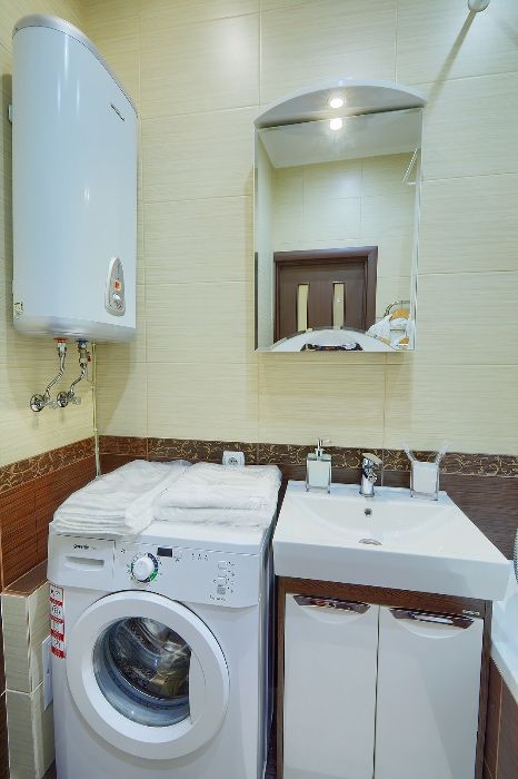 1к квартира подобово біля метро Університет