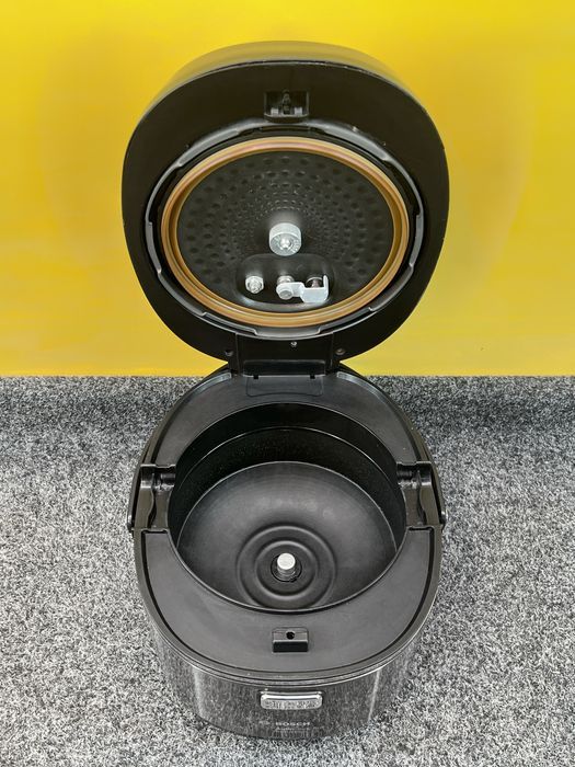 Мультиварка индукционная Bosch AutoCook MUC88B68 Скороварка