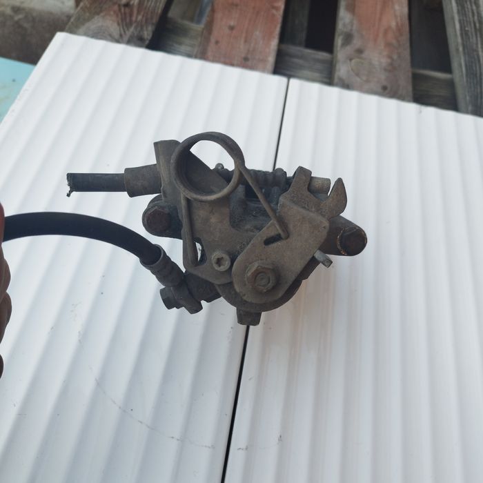 Zacisk hamulcowy  Audi A6 C5 quatrro lewy tył tylny