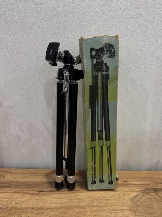Вінтажний штатив для фотоапарата Boots CC5 Tripod