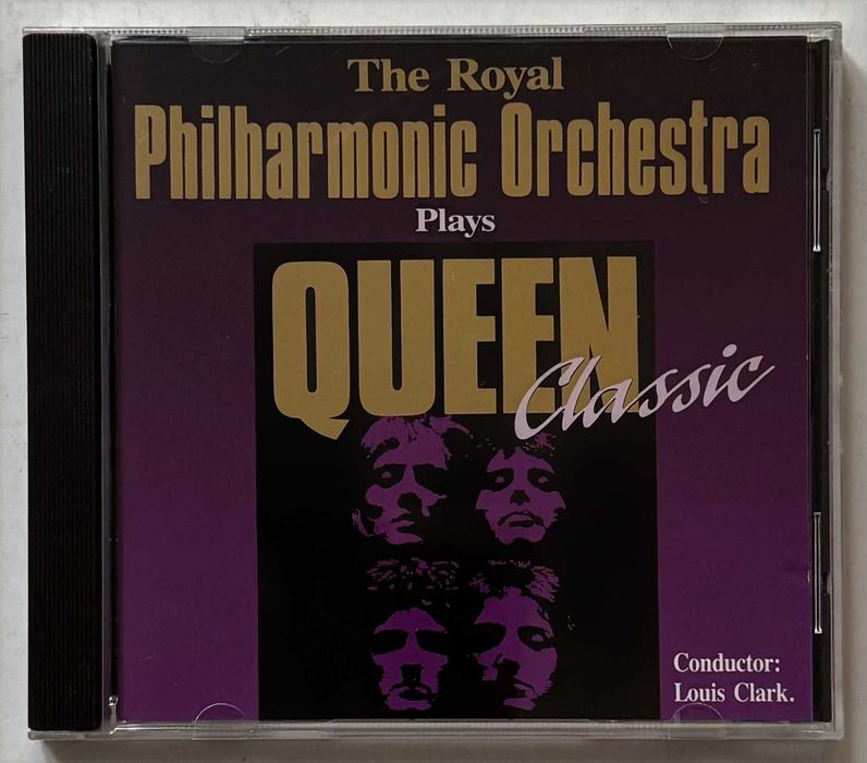 CD_The Royal Philharmonic Orchestra plays QUEEN. Como novo.