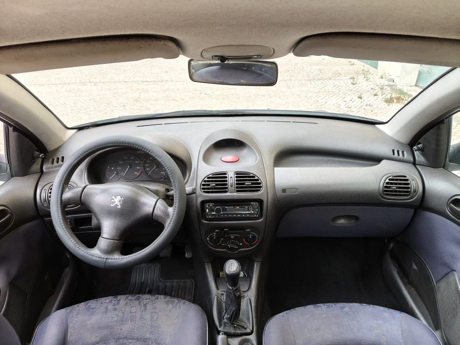 Peugeot 206 ano 2000