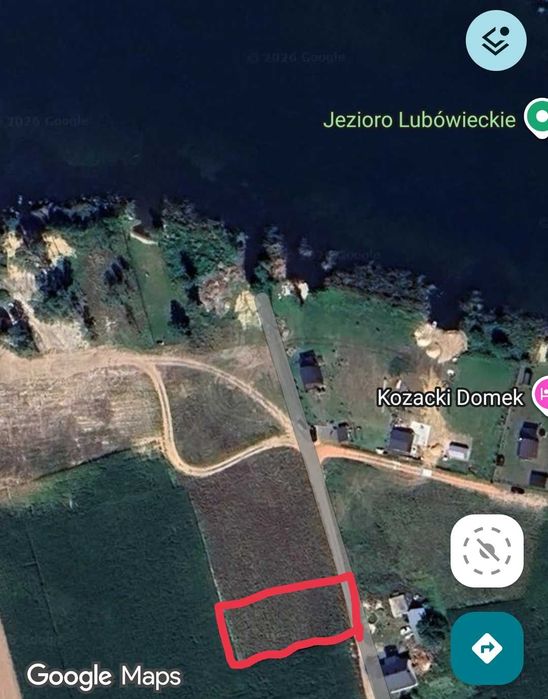 Działka nad jeziorem