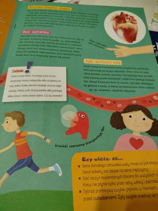 Puzzle i atlas ciało człowieka