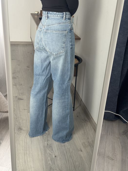 Продам джинси Zara 32р