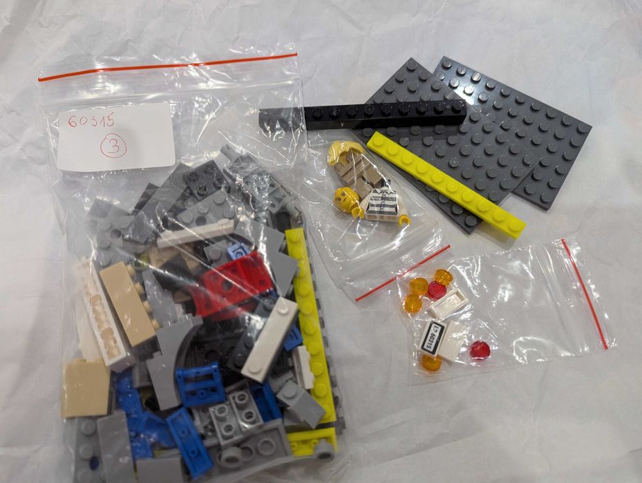 LEGO City 60315 Mobilne centrum dowodzenia policji