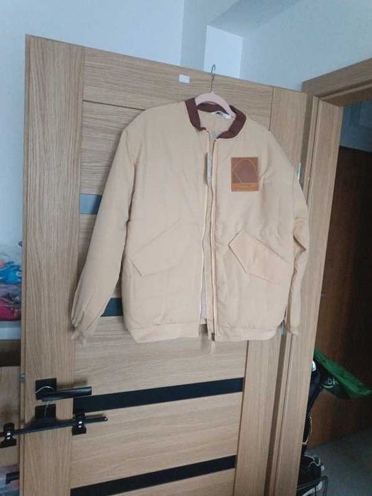 Kremowa Bomberka męska