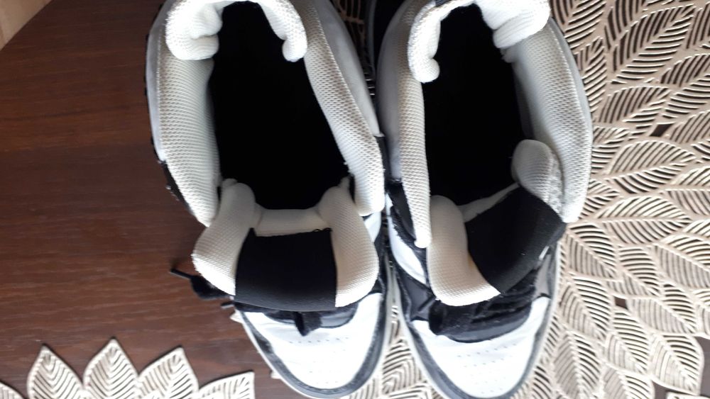 Buty  ocieplane  37
