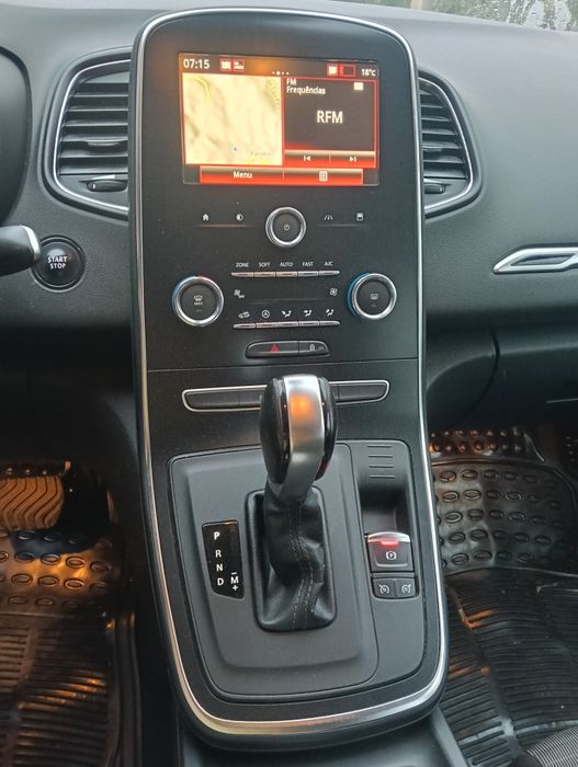 Renault grand senic