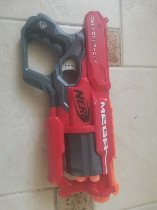 Бластерний пістолет Nerf Mega