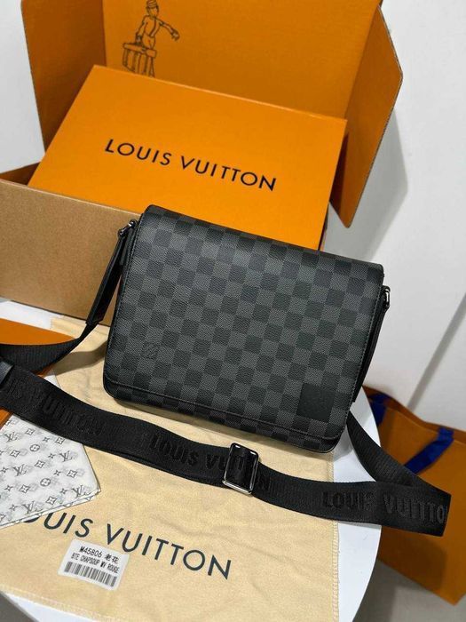 Классический мессенджер Louis Vuitton плечевая сумка District PM мужская сумка ЛВ c829