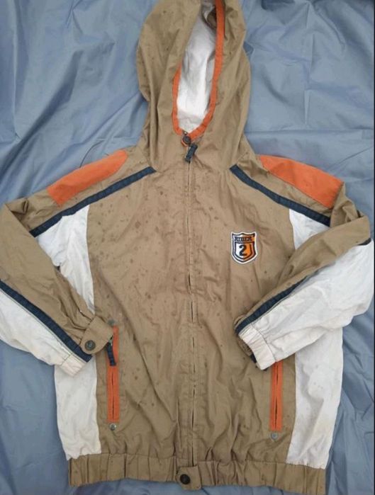 Хлопчача вітровка на ріст 128