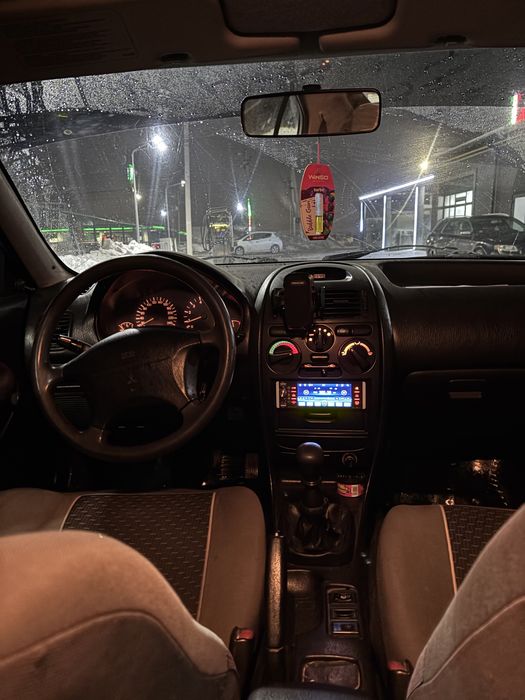 Mitsubishi Carisma Мітцубісі карізма 1,6 1997