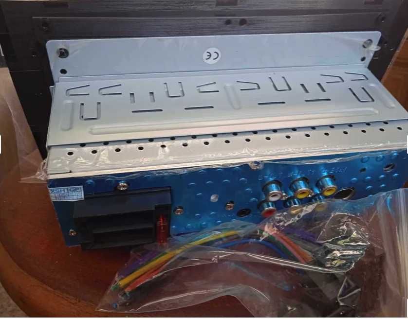 WYPRZEDAŻ nowe radio 1 DIN EKRAN 9" BT mirror link 4X55 W MOSFET