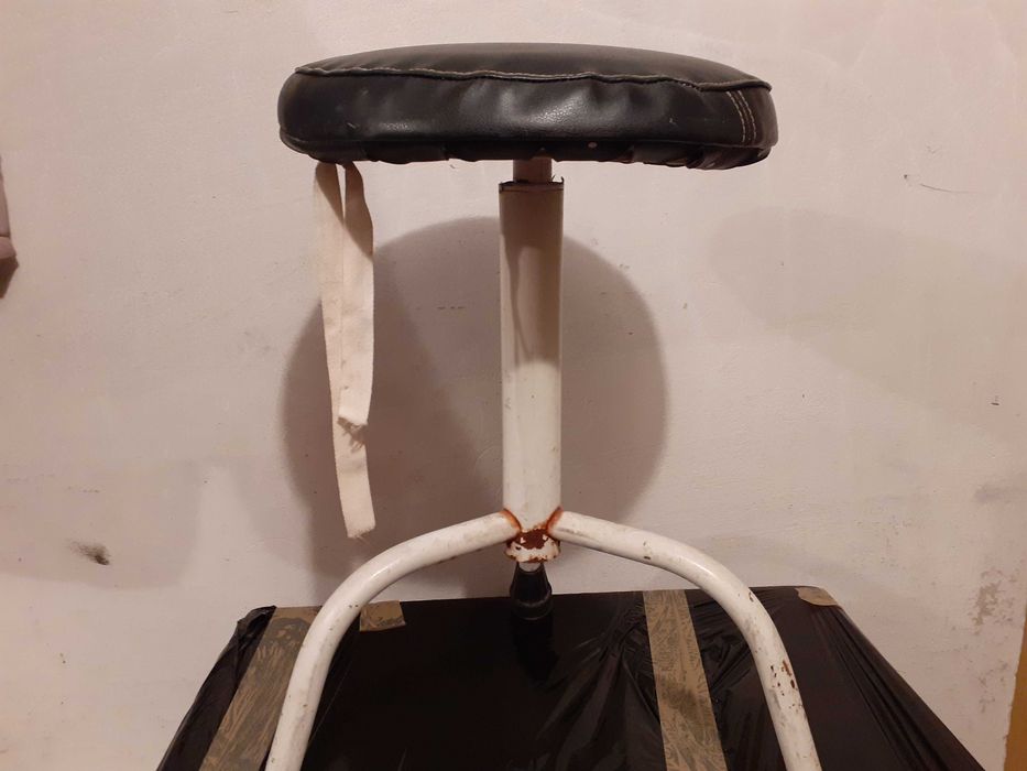 Taboret szpitalny