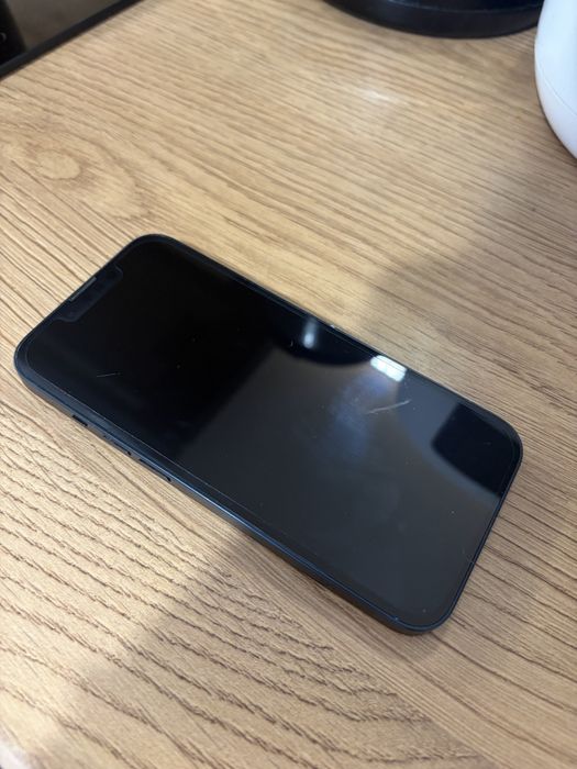 iPhone 13 128 gb stan idealny