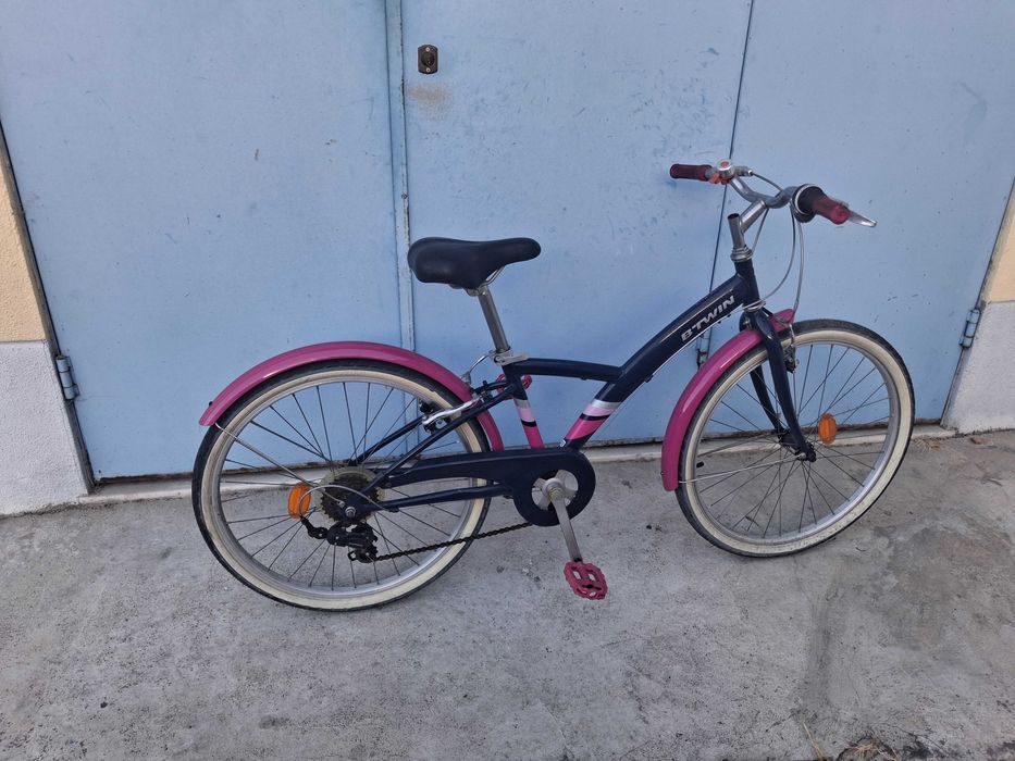 Bicicleta roda 24 pouco uso  para pessoas até 1,50 de altura