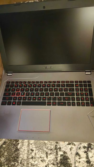 ASUS gl502 i7 7700hq gtx 1060