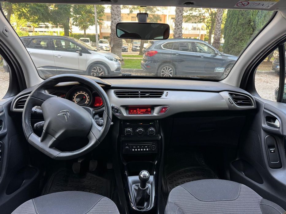 Citroen C3 1.4 HDI 68 cv Nacional (93.490 km )
Apenas ( 93.490 km )