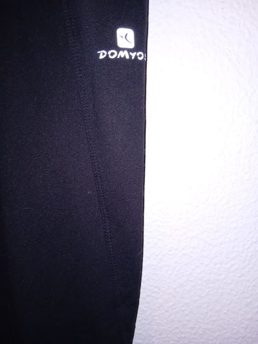 Leggings pretas.