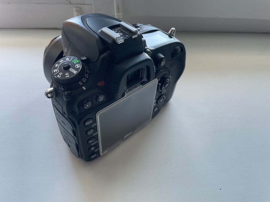 Фотоапарат Nikon d610