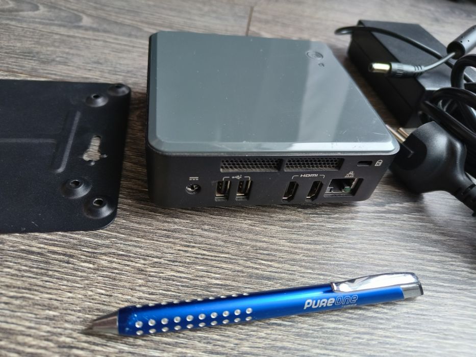 Микро ПК Intel NUC DCCP847DYE