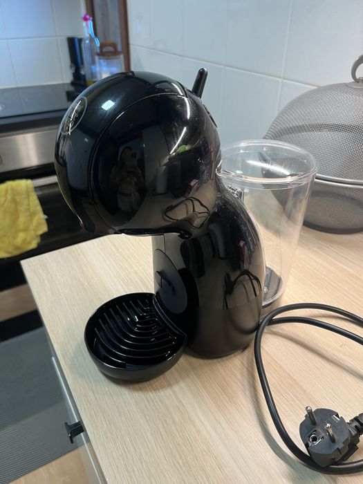 Maquina de cafe dolce gusto
