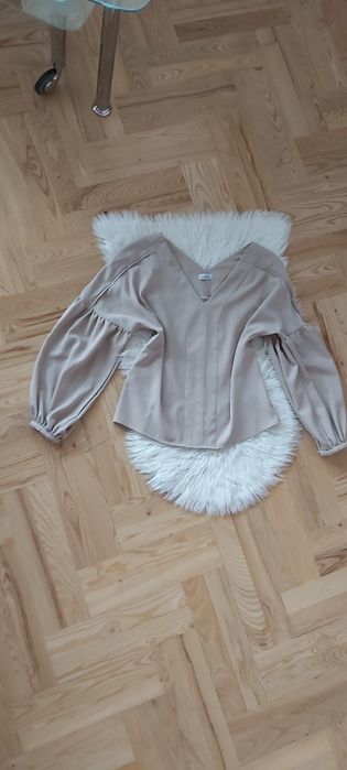 Bluzka koszula v neck serek simplicity bufiaste rękawy wiskoza